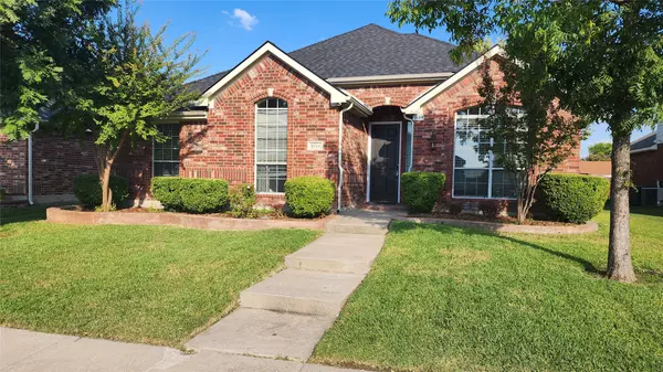 2714 Cedar Brook DR, Garland, TX 75040