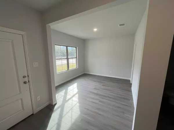 Denison, TX 75020,3824 Rose Hill CT