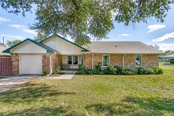 Sachse, TX 75048,3910 7th ST