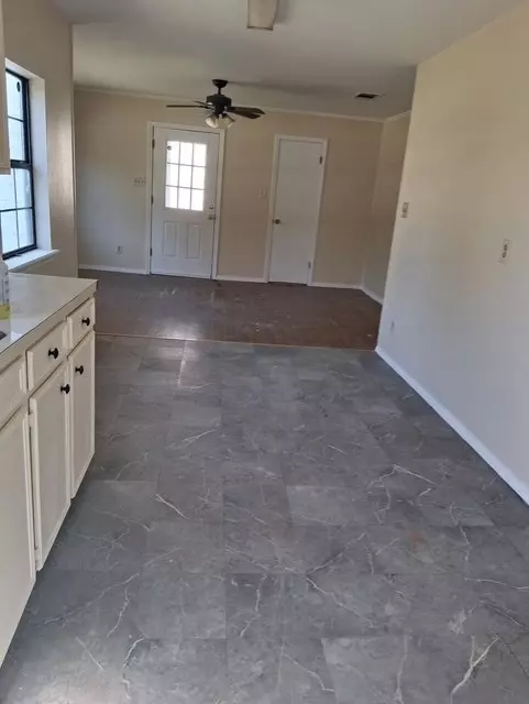 Shreveport, LA 71108,2761 Waggoner AVE