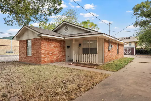Waco, TX 76706,2004 S 9th ST