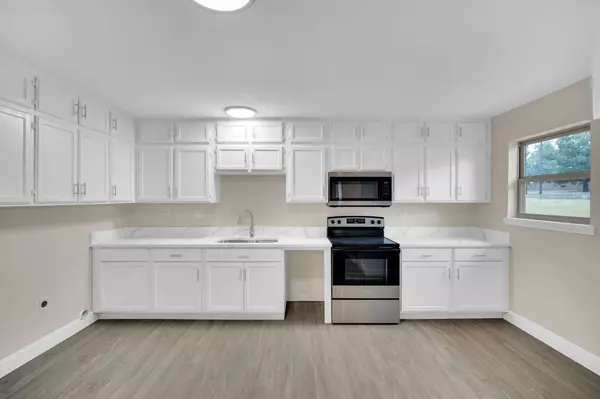 Midlothian, TX 76065,701 George Hopper RD