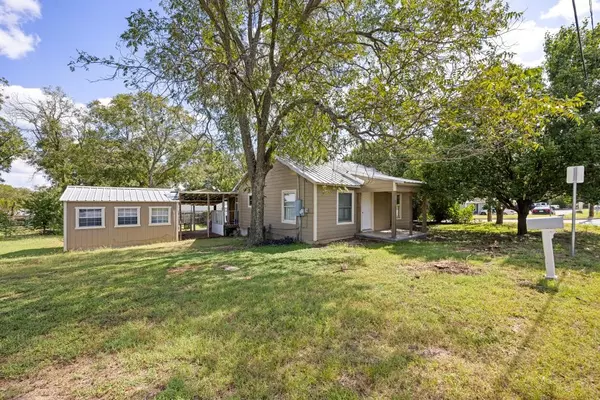 Stephenville, TX 76401,695 S Lillian ST