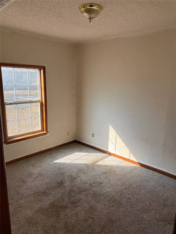 Coleman, TX 76834,1814 S Neches ST #1816