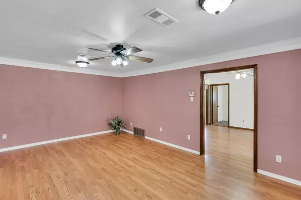 Maypearl, TX 76064,11642 Fm 157