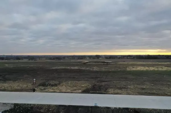 9457 Bluestem LN, Dish, TX 76247