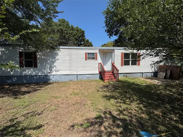 2014 Spring CT #2, Azle, TX 76020