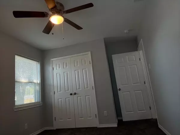 Farmers Branch, TX 75234,13710 Charcoal LN