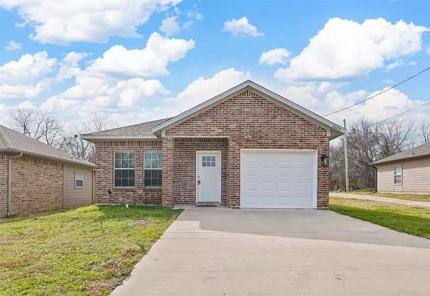 3609 Short ST, Greenville, TX 75401