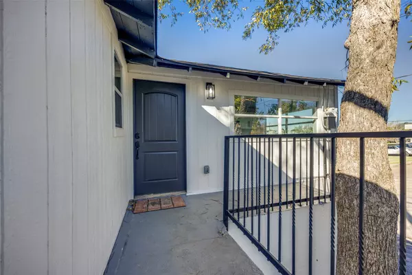 Paris, TX 75460,620 Fort ST