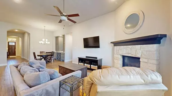 Argyle, TX 76226,1228 8th ST