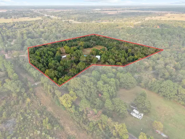 Arthur City, TX 75411,940 CR 35980