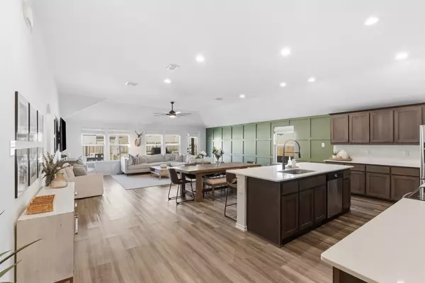 Weatherford, TX 76087,1036 Deer Valley DR