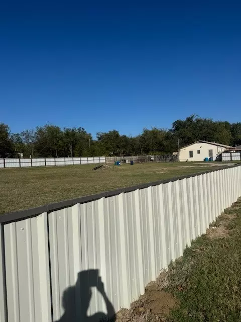 Mineral Wells, TX 76067