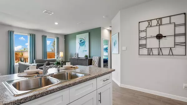 Grandview, TX 76050,704 BARTON DR