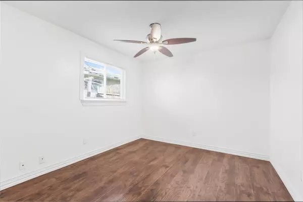 Dallas, TX 75217,10124 Shayna DR