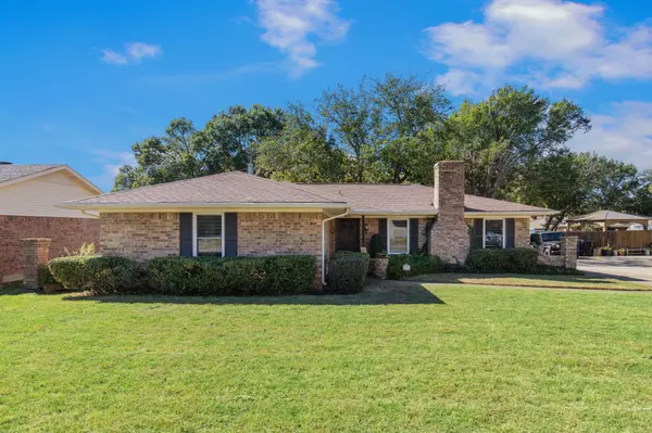 9073 Hillside DR, Frisco, TX 75033