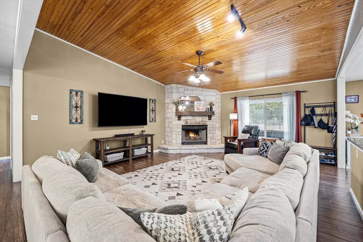 Lorena, TX 76655,134 Thiele RD