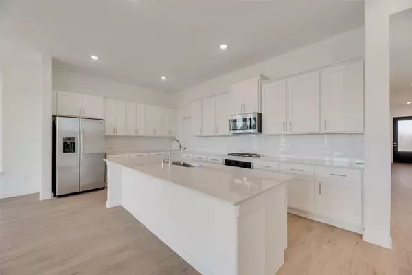 Little Elm, TX 75068,1604 Adams DR