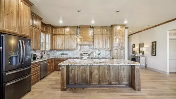 Trenton, TX 75490,220 Delatorre ST