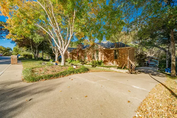 Desoto, TX 75115,537 Ten Mile DR