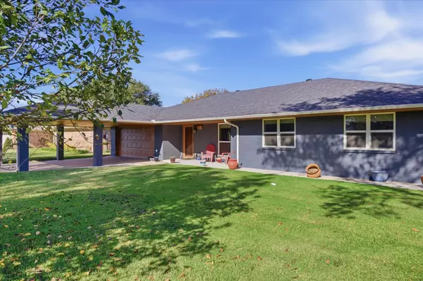 Granbury, TX 76048,502 Tahiti DR