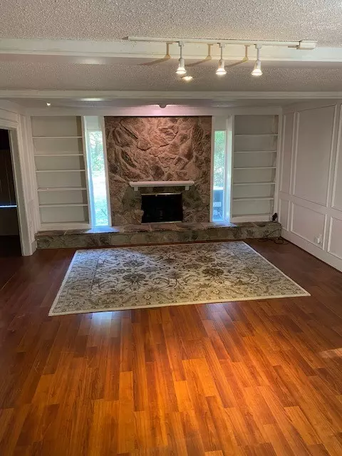 Duncanville, TX 75137,523 Softwood DR