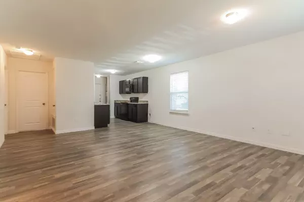 Greenville, TX 75401,1117 Jones ST