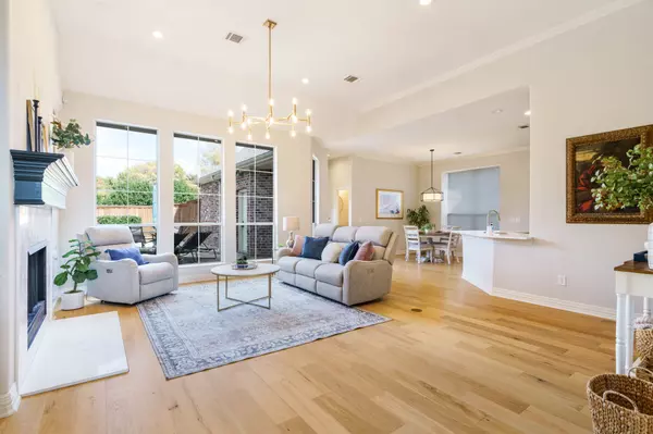 Plano, TX 75093,4513 Briar Hollow DR