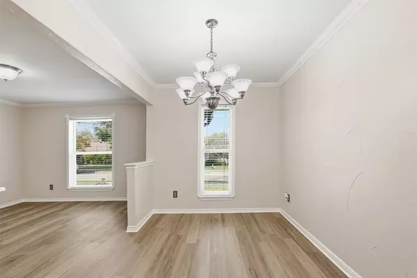 Grand Prairie, TX 75051,1901 Wellington DR