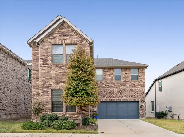 223 Woodson ST, Irving, TX 75063