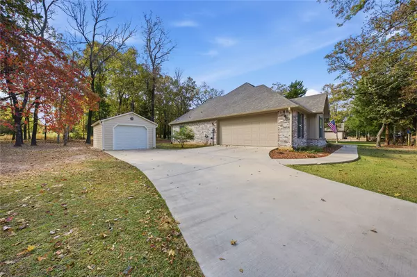 Athens, TX 75752,7222 Neches ST