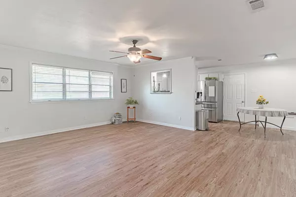 Weatherford, TX 76086,1102 Julie ST