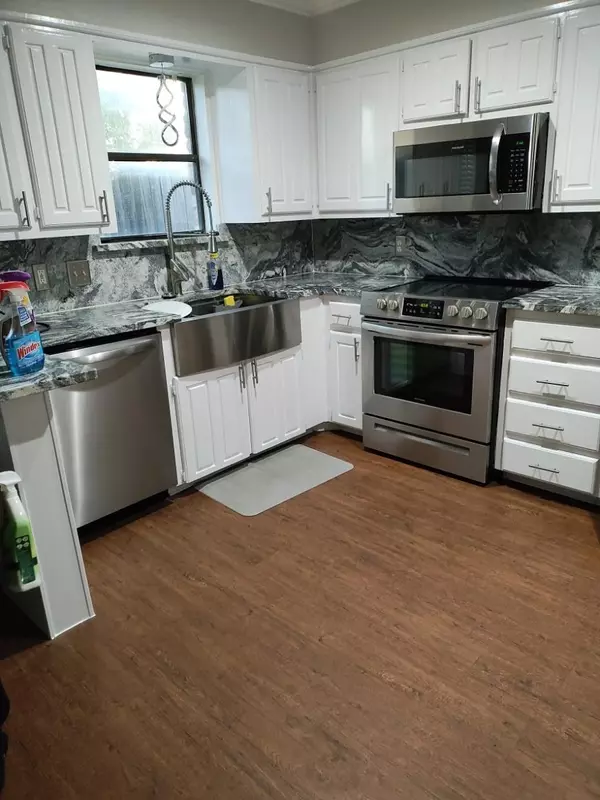 Waco, TX 76706,1406 S 12th ST