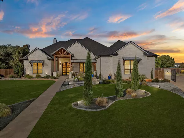 7031 Bannister ST, Mcgregor, TX 76657