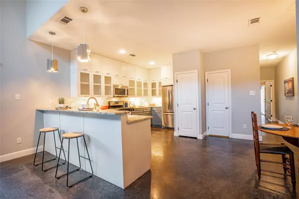 Fort Worth, TX 76107,4613 El Campo AVE