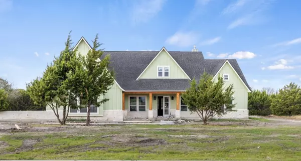 3061 Stonebriar DR, Waxahachie, TX 75165