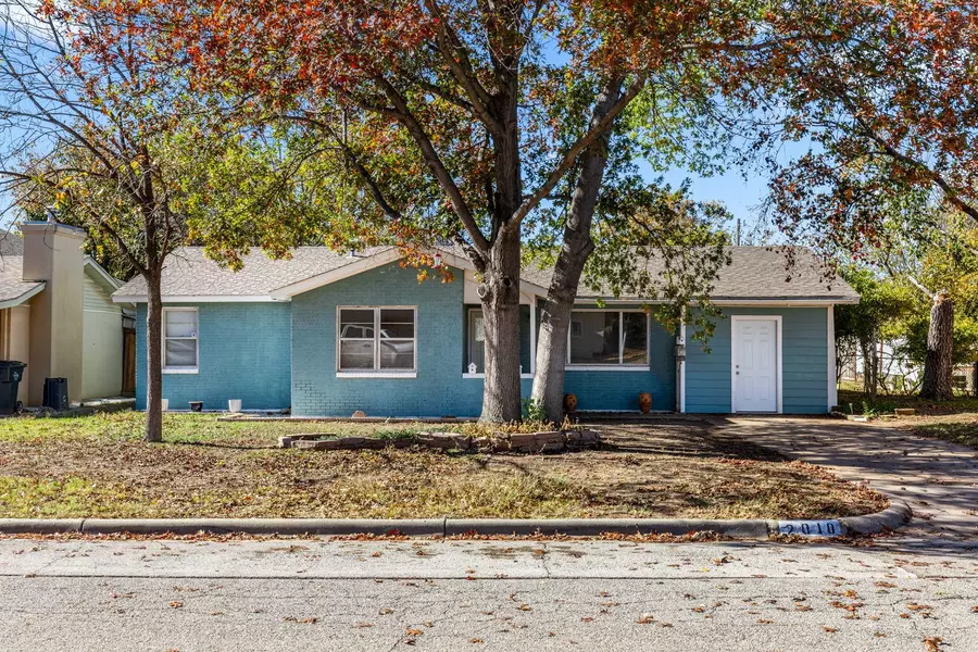 2010 Burroughs ST, Wichita Falls, TX 76309