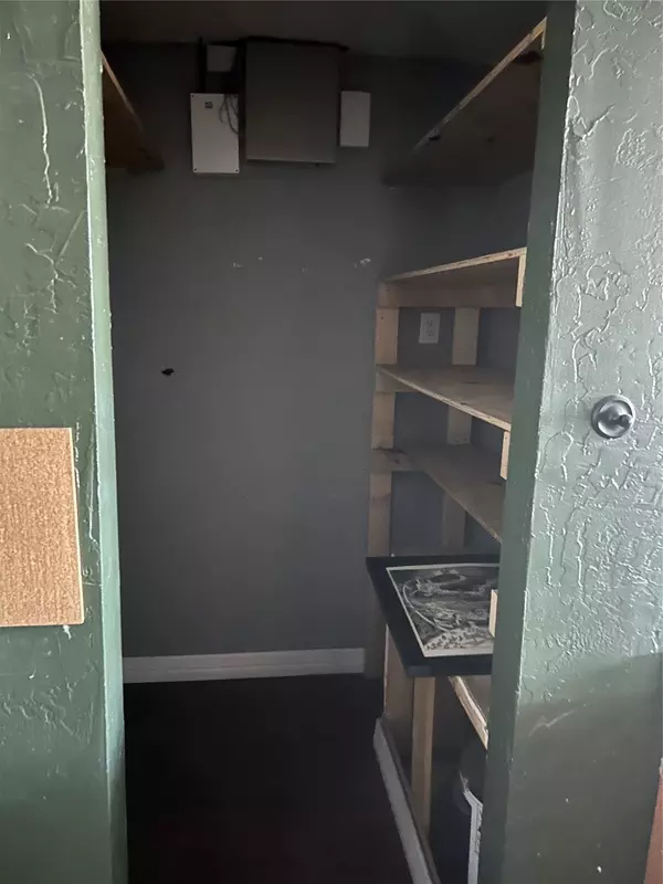 Burleson, TX 76028,137 NW Hillery #133