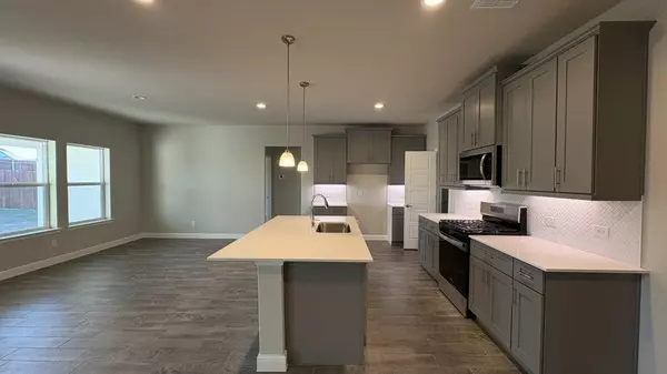 Granbury, TX 76048,1161 KEYSTONE DR