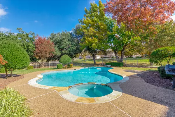 Plano, TX 75074,3801 Merriman DR