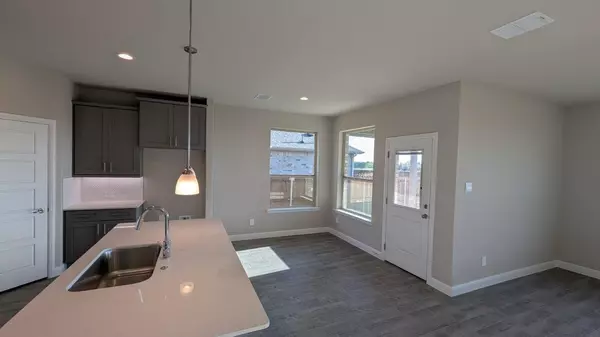 Granbury, TX 76048,1233 BELTWAY LN