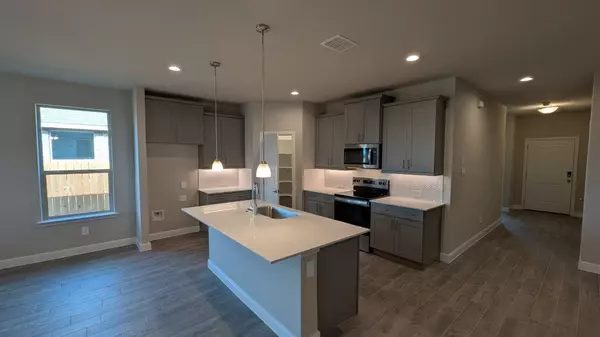 Granbury, TX 76048,1245 BELTWAY LN