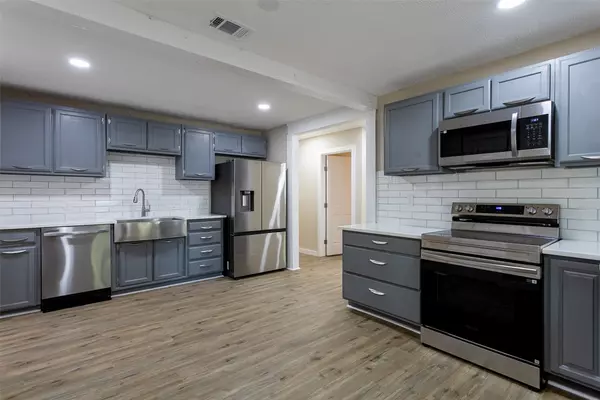 Azle, TX 76020,840 Red Oak CT