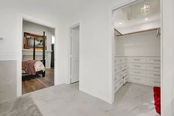 Dallas, TX 75287,4035 Cedarview RD