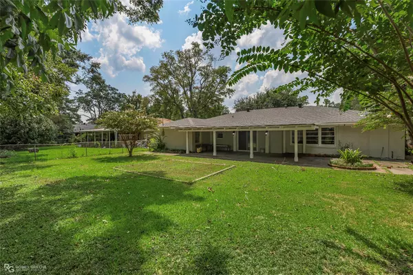 Shreveport, LA 71105,470 Leo AVE