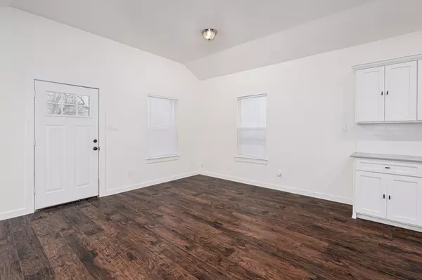 Sherman, TX 75090,315 N Carr AVE