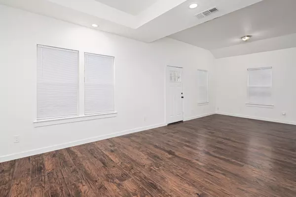 Sherman, TX 75090,315 N Carr AVE