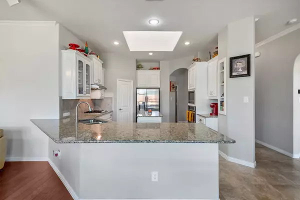 Grand Prairie, TX 75054,2964 Cool Water TER