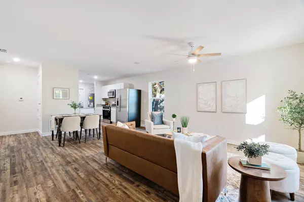 Paris, TX 75460,1337 E Houston ST